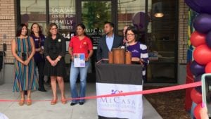 Mi Casa Resource Center Uses Digital Literacy to Advance Economic Success